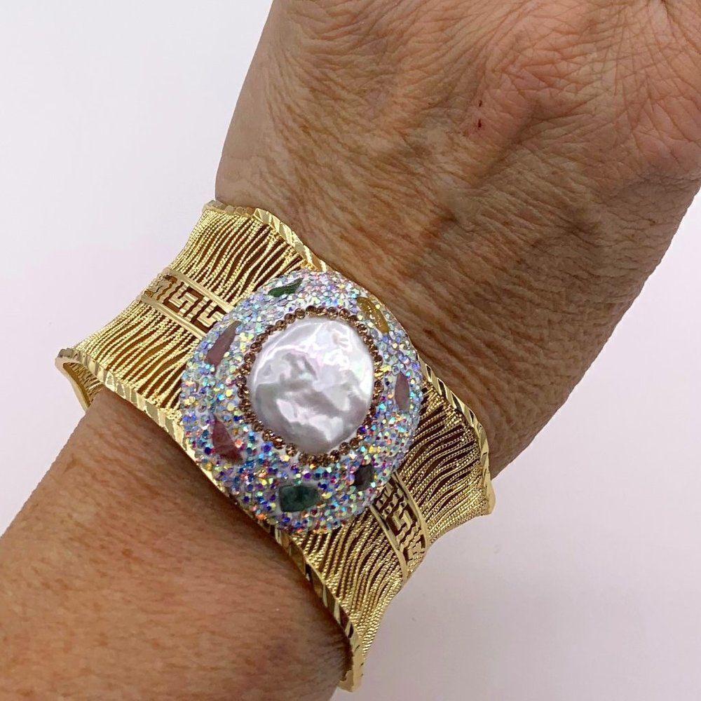 Bracelet, NWOT, wide cuff gold plated, real pearl, crystals, natural tourmaline